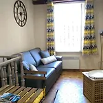 Duplex Au Coeur Du Vieil 3 Pers * Antibes