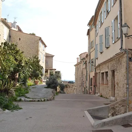 Lovely In Old Town Of 3 Pers Antibes