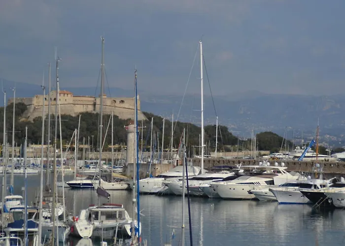 Lovely In Old Town Of 3 Pers Apartament