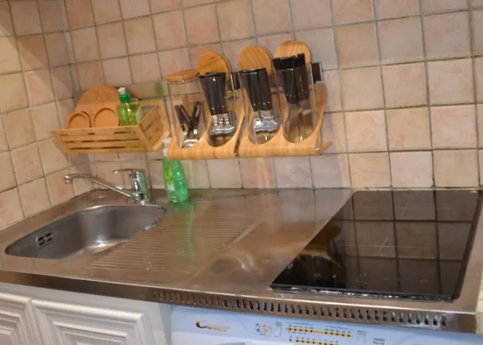 Apartament Lovely In Old Town Of 3 Pers Antibes